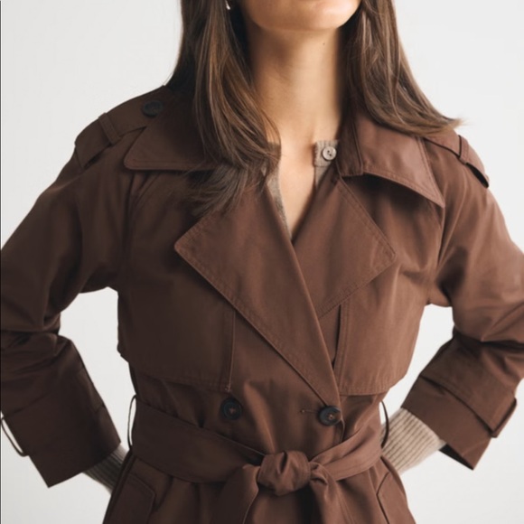 Abercrombie & Fitch Jackets & Blazers - NWT Brown Abercrombie Raincoat size L
